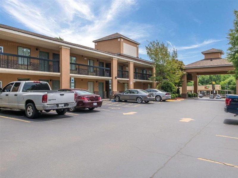 Quality Inn & Suites Rockingham Bagian luar foto