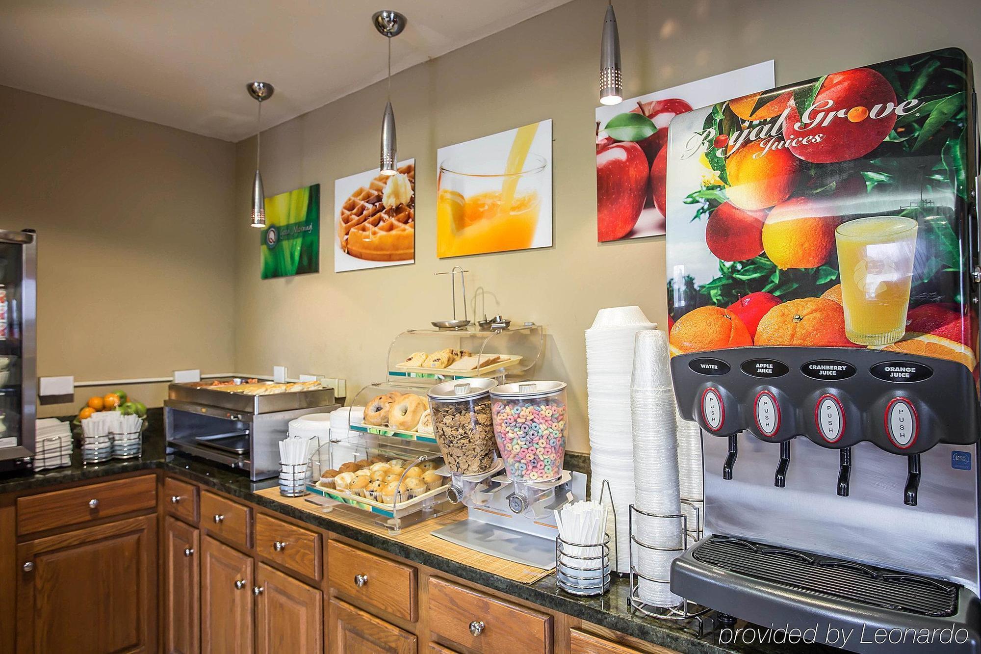 Quality Inn & Suites Rockingham Bagian luar foto